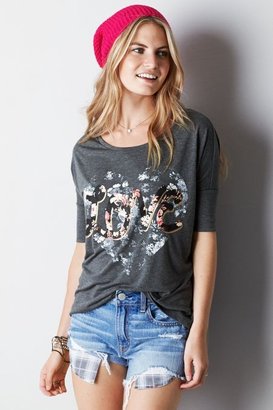 American Eagle Outfitters Grey Heart Art Graphic T-Shirt, Womens Large