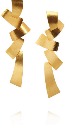 Herve Van Der Straeten Hammered gold-plated tiered clip earrings