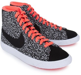 Nike Speckled Black & Pink Blazers