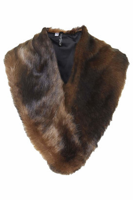 Topshop Super-soft, luxe faux bear fur stole. 84% modacrylic, 16% polyester. machine washable.