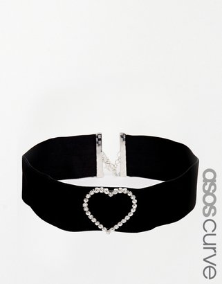 ASOS CURVE Heart Velvet Choker Necklace