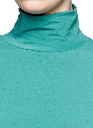 Nobrand Fine jersey turtle neck top