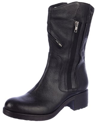 Vera Wang Leather Boots