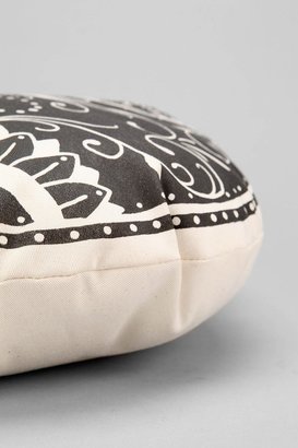 UO 2289 The Rise And Fall Sugar Skull Pillow