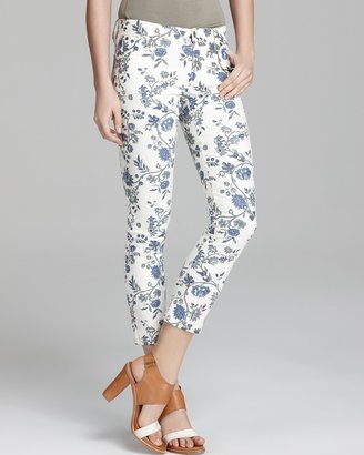 Vince Camuto Flower Printed Skinny Jeans