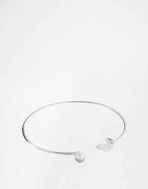 ASOS Limited Edition Silver Plated Brass Open Leaf Cuff Bracelet - Silver