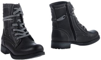 Mustang Ankle boots