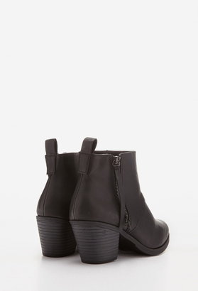 Forever 21 Zippered Faux Leather Booties