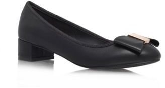 Carvela Black 'Kate' Small heel court