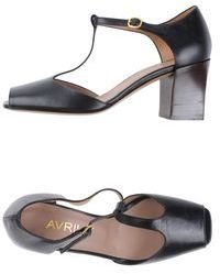 Avril Gau Pumps with open toe