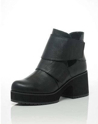 Shellys Mieri Velcro Cut-Out Boot