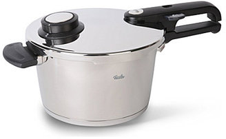 Fissler Vitavit Premium 4.5L pressure cooker