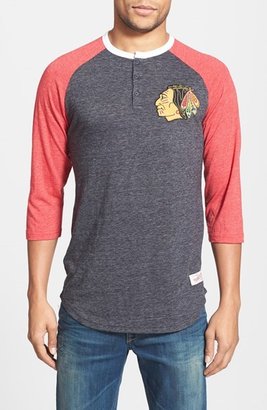 Mitchell & Ness 'Chicago Blackhawks - Hustle Play' Henley Shirt