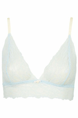 Topshop Triangle bra with semi-sheer, non padded cups for a natural shape and light support. 82% polyamide ,18% elastane. machine washable.