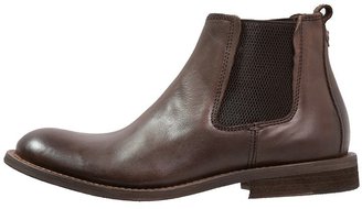 Kenneth Cole New York MAY DAY Boots brown