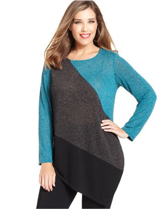 Amy Byer Plus Size Colorblocked Asymmetrical-Hem Sweater