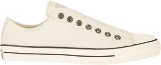 Converse Men's Chuck Taylor Vintage Sneakers-White