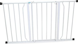 Regalo Easy-Open Super-Wide Walk-Through Gate White