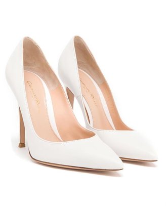 Gianvito Rossi Pointed Leather Pumps