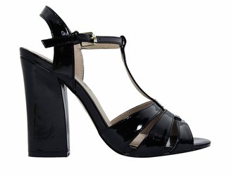 Timeless Oquire Black Patent Heeled Sandals