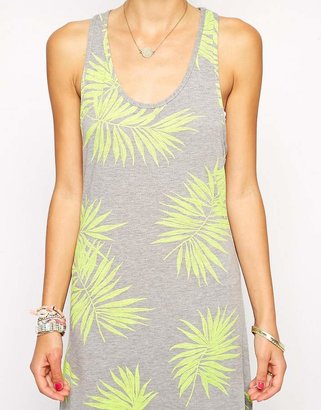 Liquorish Sleeveless Tropical Maxi Beach Dress