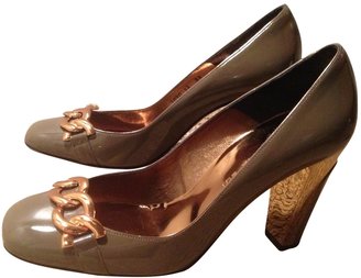 Barbara Bui Gold Patent leather Heels
