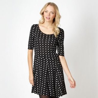 House of Holland Designer black spotted heart and daisy print dress