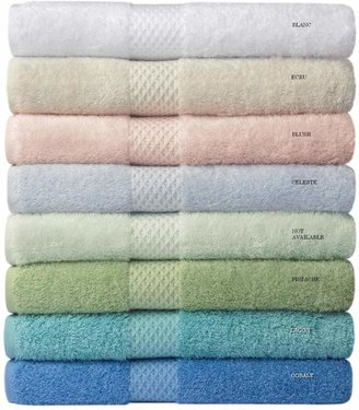 Yves Delorme Etoile blush bath towel