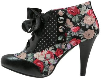 Poetic Licence BETSEY'S BUTTON Ankle boots black