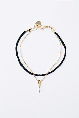 Arrow & Chain Friendship Bracelet in Gold