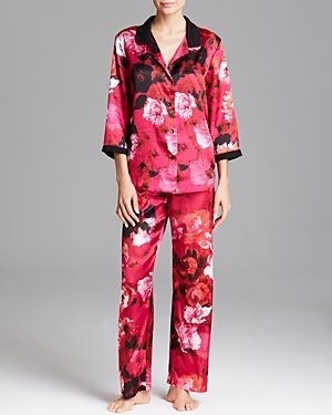 Oscar de la Renta Winter Roses Pajama Set