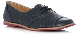 Call it SPRING Navy 'Zuanet' punched brogues