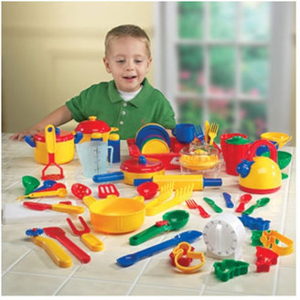 Learning Resources 70 Piece Pretend and Play Kitchen Set