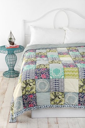 UO 2289 Magical Thinking Bali Patchwork Quilt