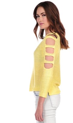 Romeo & Juliet Couture Cutout Sleeve Sweater