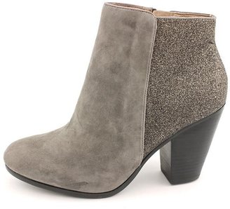 Vince Camuto Hariza Womens Size 8 Gray Suede Fashion Ankle Boots