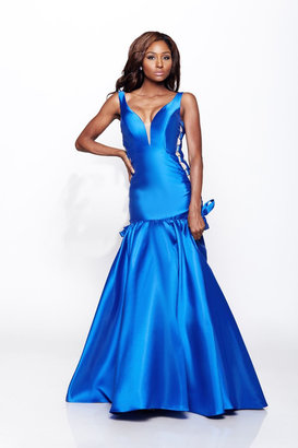 Milano Formals - V-Neckline Fitted Evening Gown 2114