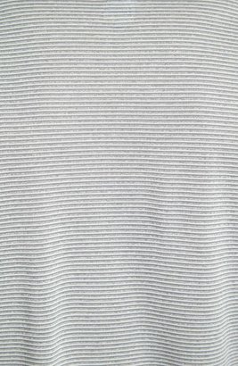 Nike Dri-FIT Three Quarter Length Raglan Sleeve T-Shirt