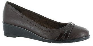 Easy Street Shoes Women's Lizzy Wedge