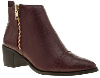Schuh Womens Burgundy Confession Boots