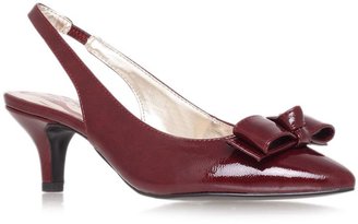 Anne Klein Rexana3 court shoes