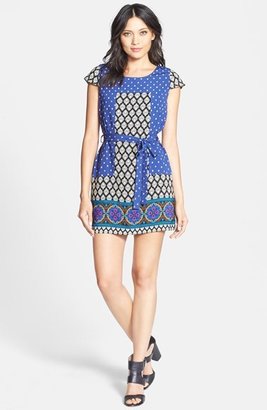 Collective Concepts Short Sleeve Print Shift Dress