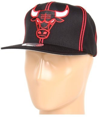 Mitchell & Ness NBA Hardwood Classics XL Logo w/ Double Soutache Snapback - Chicago Bulls (Chicago Bulls) - Hats