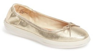 Tommy Bahama 'Relaxology Collection - Caylee' Flat (Women)