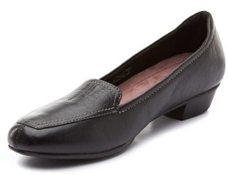 Clarks Women's 'Timeless Comfort'  Textured Loafer