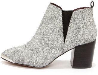 Report Signature Toby White Crackle Pointed Toe Booties