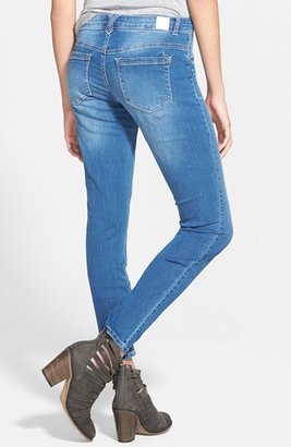 Jolt Midrise Skinny Jeans (Blue/White Wash)