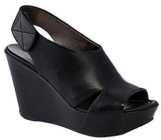Kenneth Cole Reaction Your Sole Wedges