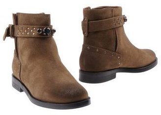 Hoss Intropia Ankle boots