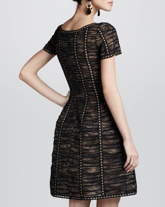 Oscar de la Renta Floral Chantilly Lace Dress, Black
